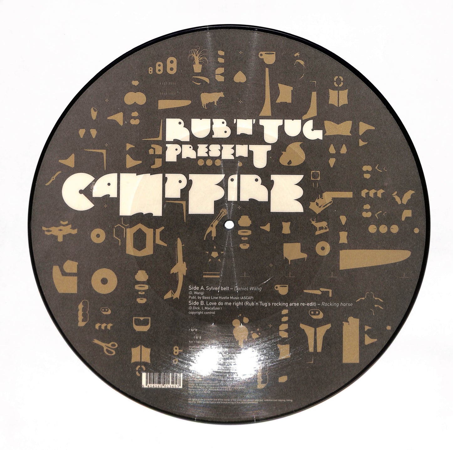Rub' N' Tug Present Campfire