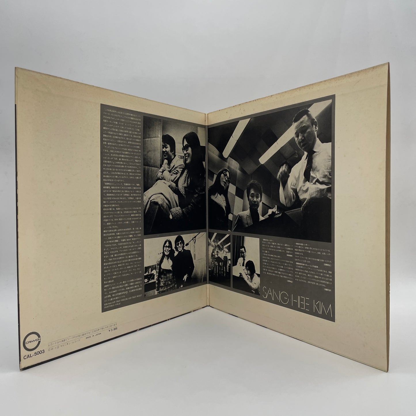 Sings Tom Jones & Burt Bacharach