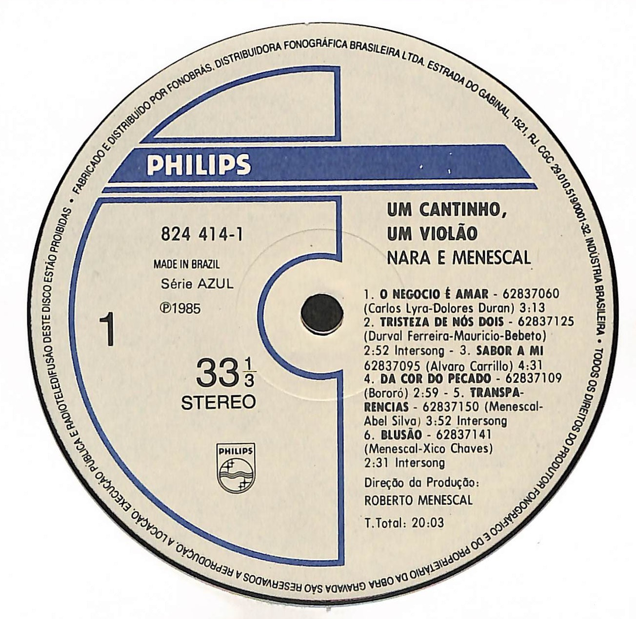 Um Cantinho, Um Violão