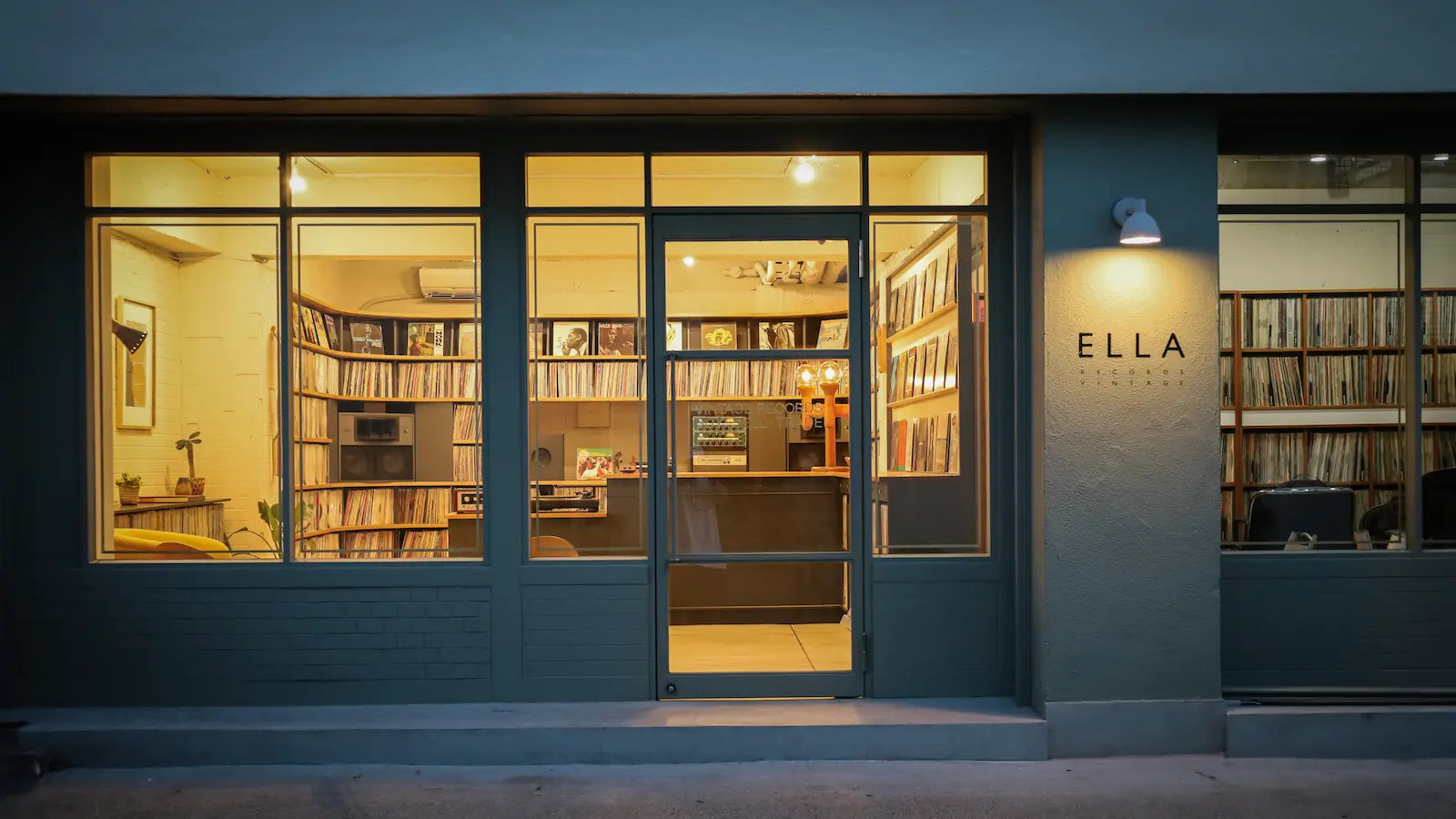 ELLA RECORDS VINTAGE SHOWROOM – ELLA ONLINE ELLA RECORDS VINTAGE SHOWROOM – ELLA ONLINE